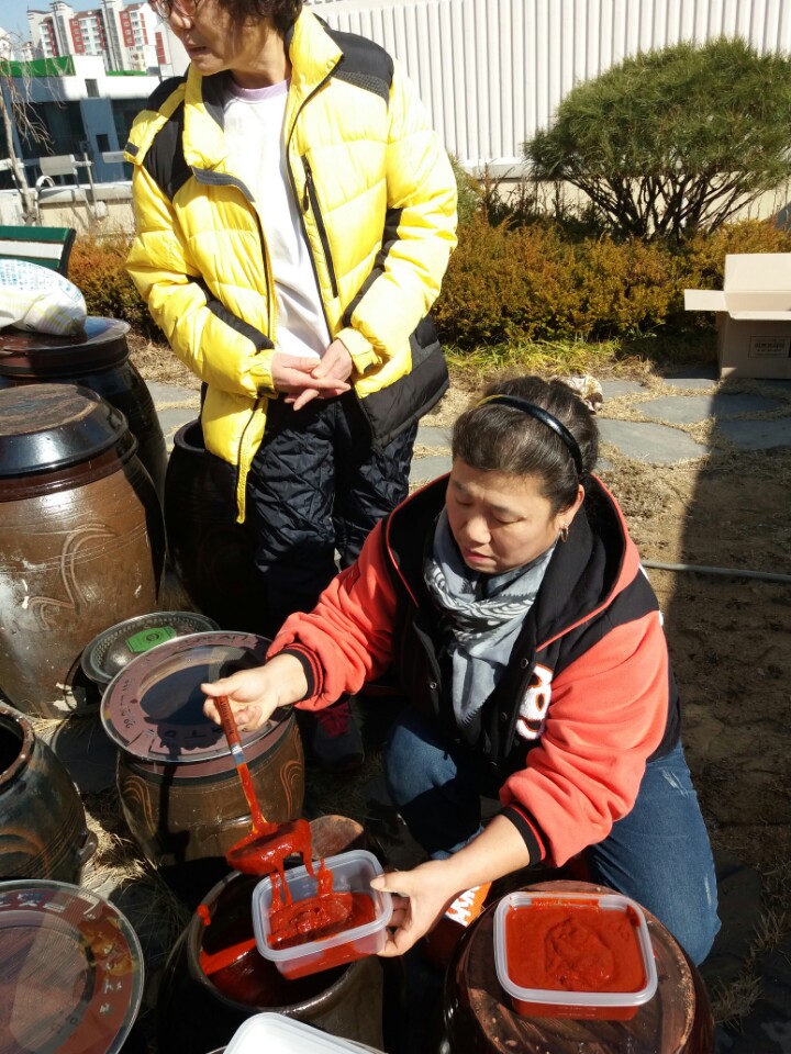 주부9단 2월 나눔활동 사진 (13).jpg