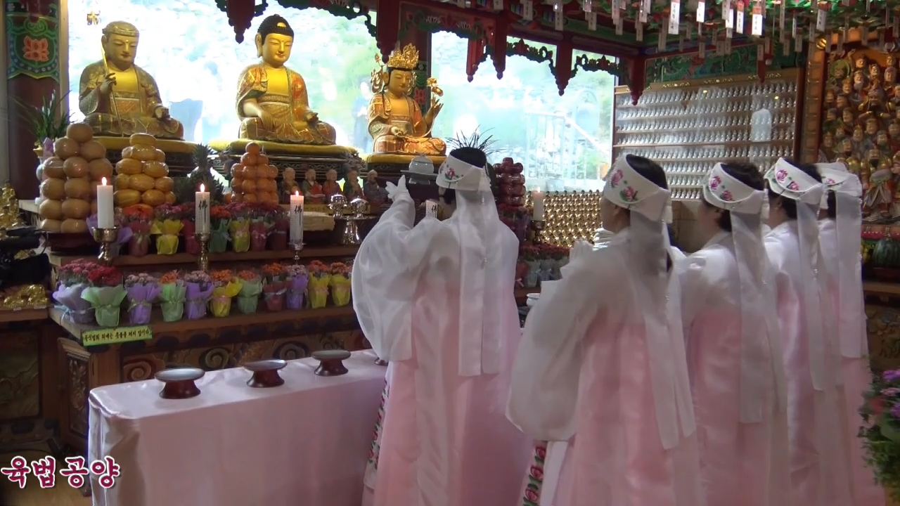 수미정사 봉축법요식2.00_07_33_10.스틸011.jpg